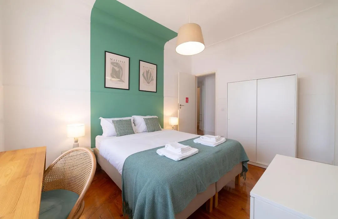 Desterro 2 - Historical Four-Bedroom Apartment-1